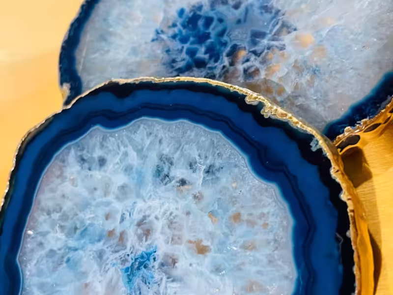 dessous de verre agate bleu foncé or